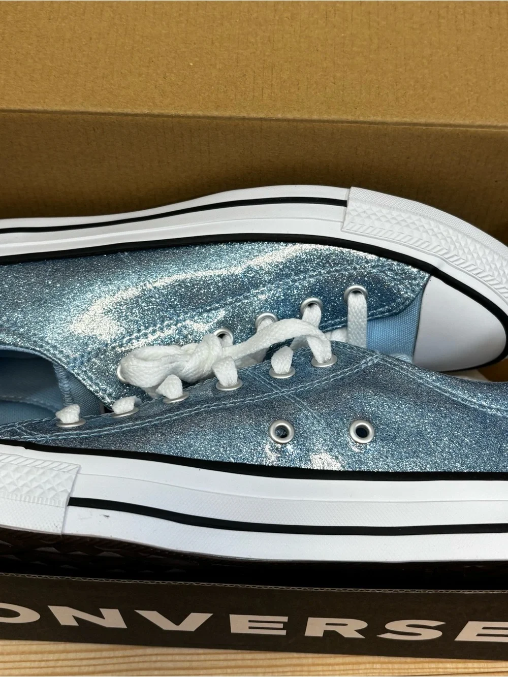 Converse Chuck Taylor All Star Madison Girls‎ 6 Woman 8 Blue Glitter Sneakers